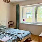 Xxl Vacation With Sauna, Paernu Ferienhaus Laadi