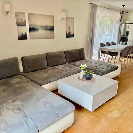 Xxl Vacation With Sauna, Paernu Ferienhaus Laadi