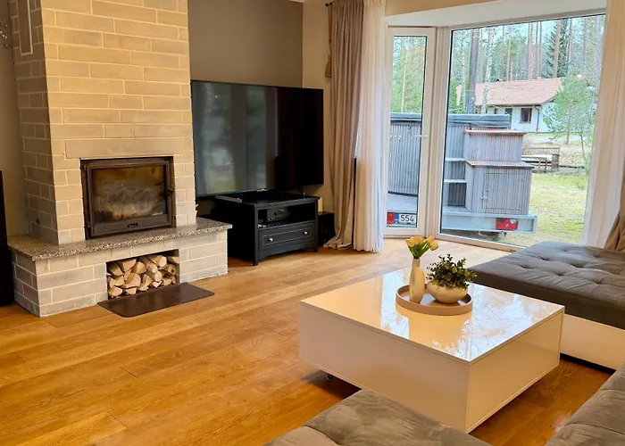 Xxl Vacation With Sauna, Paernu Holiday home Laadi